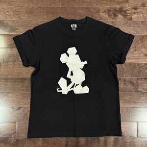 Uniqlo Mickey Mouse Black T-shirt